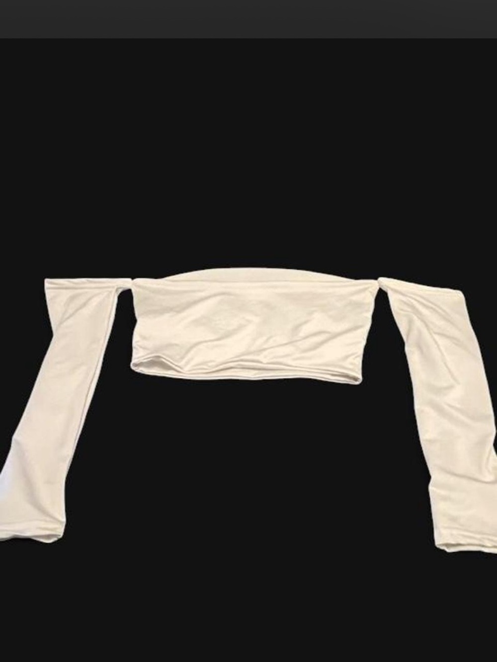 Off-Shoulder Long Sleeve Crop Top in Cream
